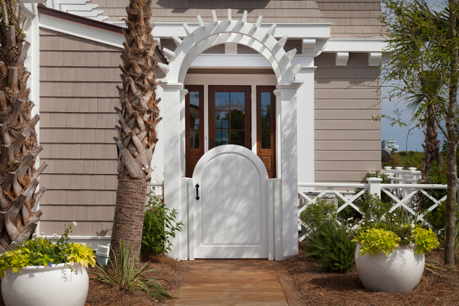 Front Entry Gate. Front Entry Gate and Fence. Front Entry Gate and Fence Ideas. Front Entry Gate and Fence Design. Front Entry White Gate. White Fence #FrontEntry #Gate #Fence #FrontEntrygate #FrontEntryfence #whitegate #whitefence T.S. Adams Studio, Architects