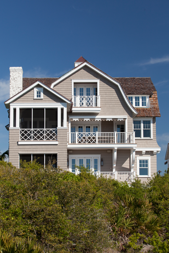 Shingle style Beach House exterior. Shingle style Beach House exterior trim and railing. Shingle style Beach House exterior trim and railing. Shingle style Beach House exterior trim and railing ideas. #ShinglestyleBeachHouse #exteriortrim #exteriorrailing T.S. Adams Studio, Architects