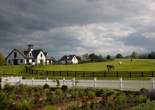 Farmhouse. Farmhouse. Farmhouse #Farmhouse Mark P. Finlay Architects. Photo by Durston Saylor, Eric Roth