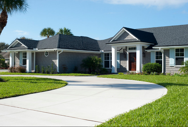Ranch style home exterior. Window shutters and shingles on ranch style home. Ranch style home. Ranch style home exterior ideas #Ranchstylehome #ranchhome #homeexterior Heritage Homes of Jacksonville