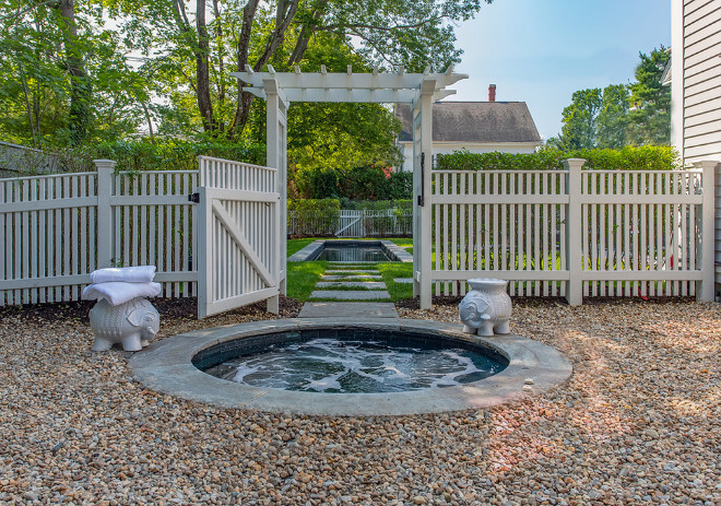 Secluded hot tub backyard. Secluded hot tub backyard ideas. Secluded hot tub backyard #Secludedhottub #Hottub #backyard Siemasko + Verbridge