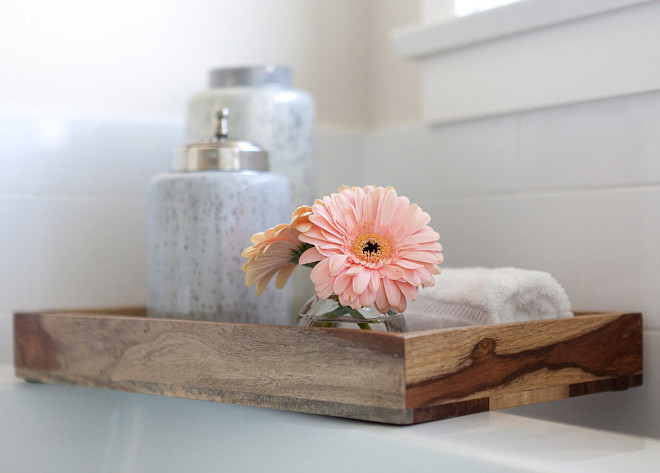 Bathroom decor. Bathroom decor. How to decorate bathrooms in a calm, soothing way. Spa Bathroom decor. #Bathroom #decor #Spadecor Kate Lester Interiors