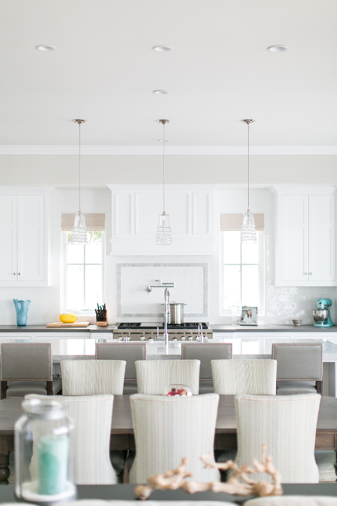 Kitchen with Grays and white color palette. Isn't this kitchen heavenly? I love how serene and crisp it feels. #Kicthen #colorpalette #grays #whites #kitchens #colors #serene Brandon Architects, Inc. Churchill Design. Legacy CDM Inc. 