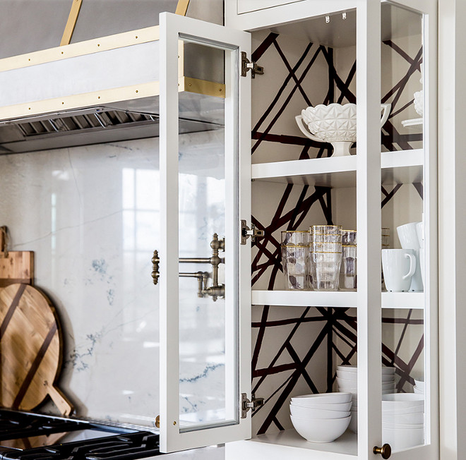 Kitchen glass cabinet with wallpaper. Kitchen glass cabinet with wallpaper #Kitchen #glasscabinet #Cabinetwallpaper Ivory Lane
