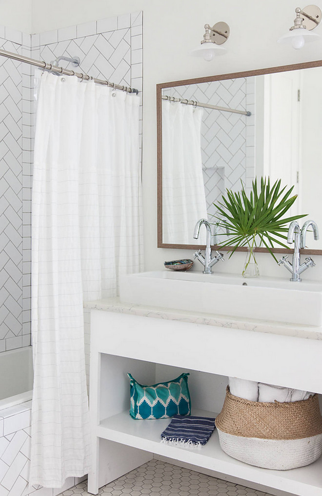 Small Bathroom with Double sink area. How to have double sink in a small bathroom. Small Bathroom. #SmallBathroom #Bathroom #DoubleSink #Sink #SmallBathrooms Crowell + Co. Interiors