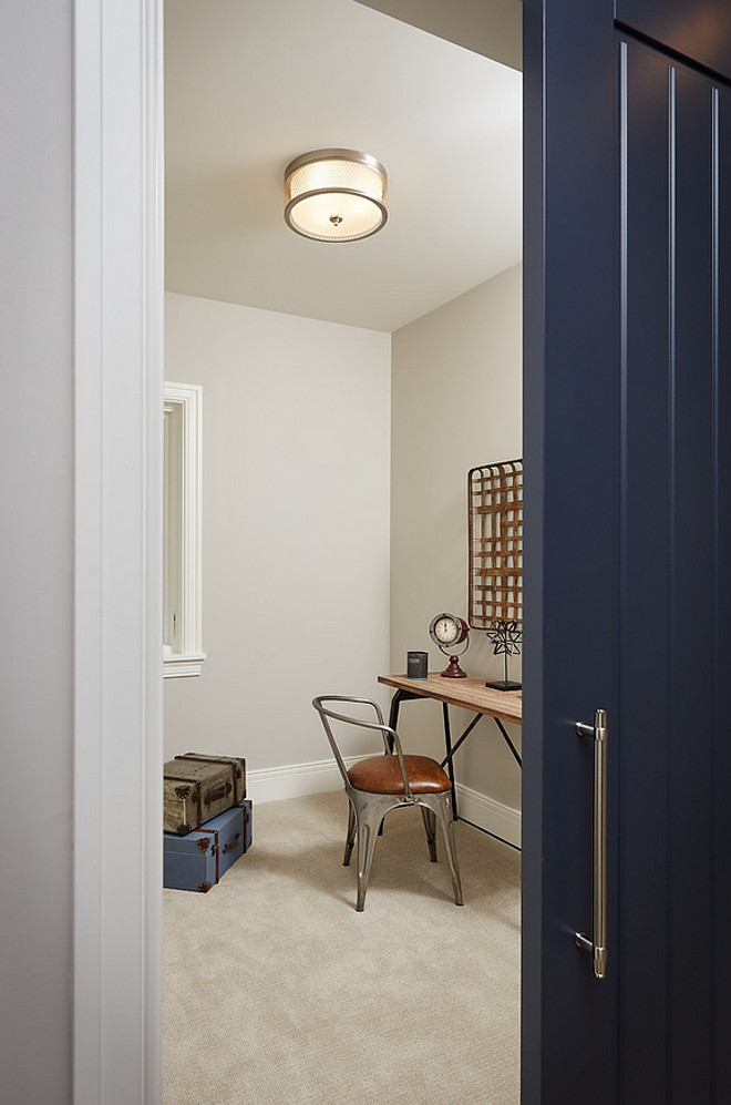 Barn Door paint Color. Benjamin Moore Hale Navy Barn Door. Navy Barn Door Paint Color Benjamin Moore Hale Navy #BenjaminMooreHaleNavy #Navybarndoor #barndoor #paintcolor Mike Schaap Builders