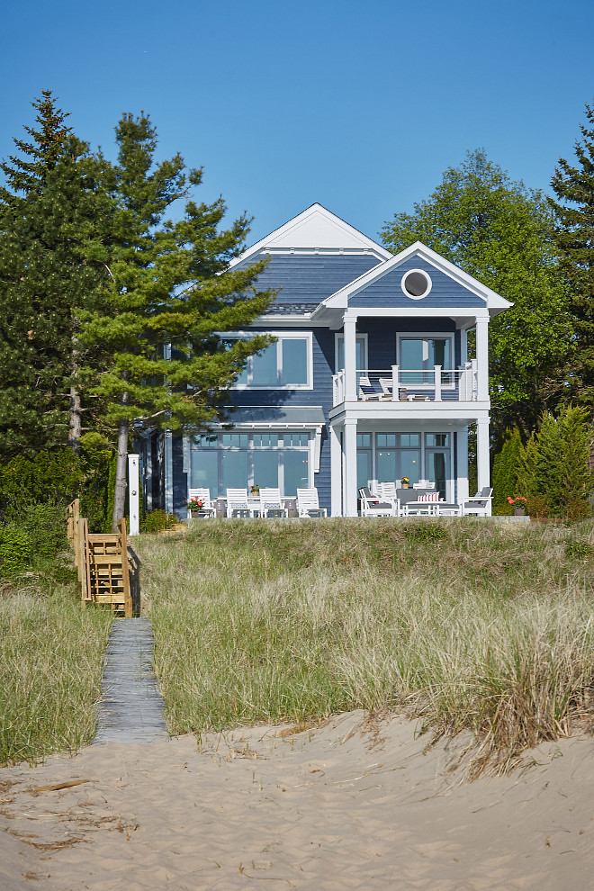 Beach house architecture. Narrow lots Beach house architecture ideas. Beach house architecture ideas #Beachhouse #architecture.