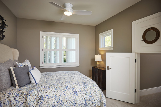 Benjamin Moore 1542 Himalayan Trek. Benjamin Moore 1542 Himalayan Trek paint color. Benjamin Moore 1542 Himalayan Trek #BenjaminMoore1542HimalayanTrek