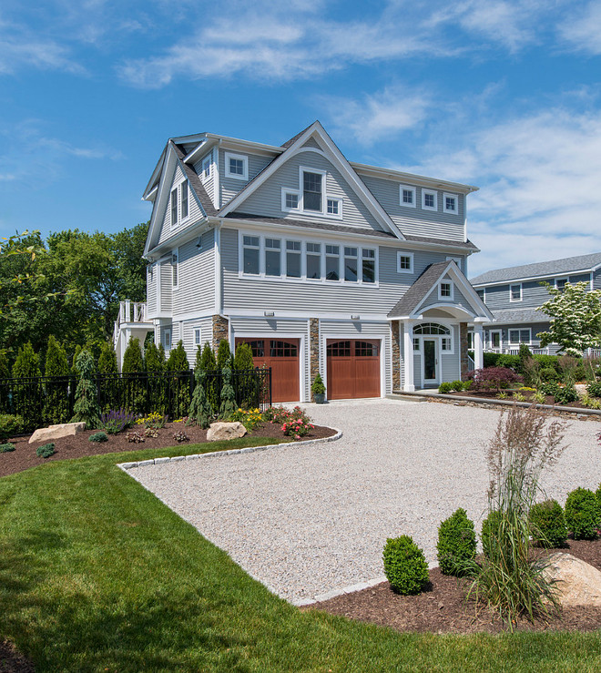 Benjamin Moore CW 715 Bone Black. Gray siding paint color. Grey siding paint color is Benjamin Moore CW 715 Bone Black. #BenjaminMooreCW715BoneBlack #greysiding #paintcolor Caldwell & Johnson Custom Builders & Remodelers