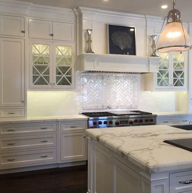 Benjamin Moore Simply White. Kitchen Benjamin Moore Simply White. We went with Benjamin Moore Simply White for the cabinet finish! #BenjaminMooreSimplyWhite Trish Steele Churchill Design