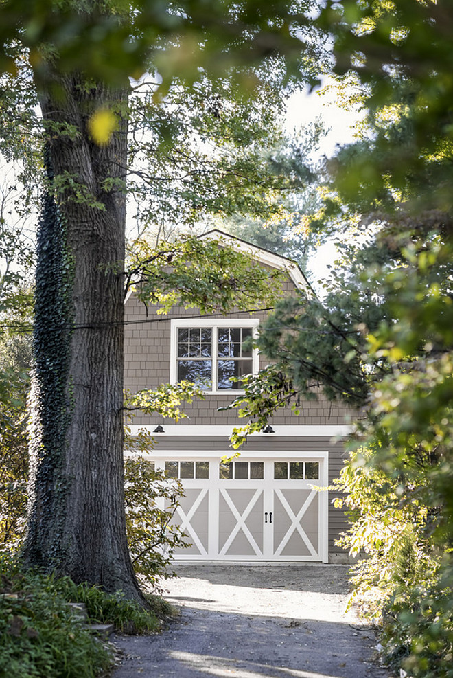 Gambrel garage. Gambrel style garage. Gambrel style detached garage. #Gambrelstylegarage #Gambrel #Garage Rock Paper Hammer