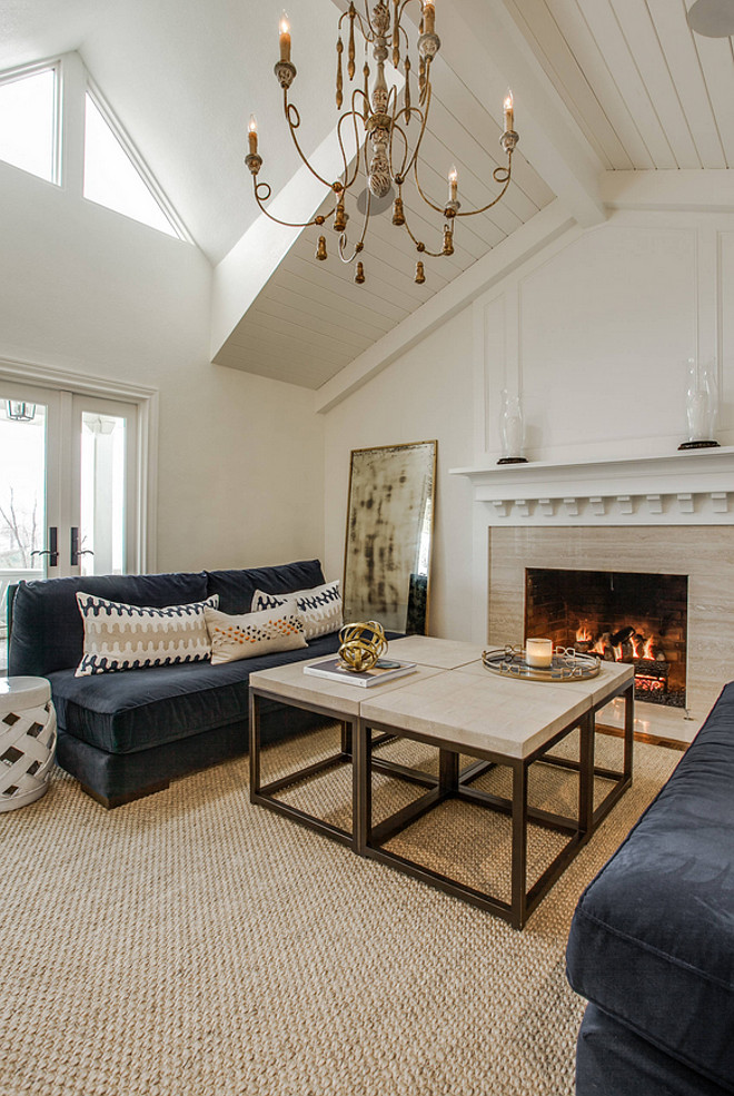 Living room vaulted ceiling with shiplap. This living room features ceiling with shiplap. Living room vaulted ceiling with shiplap. #Livingroom #vaultedceiling #shiplap #vaultedceilingshiplap Redo