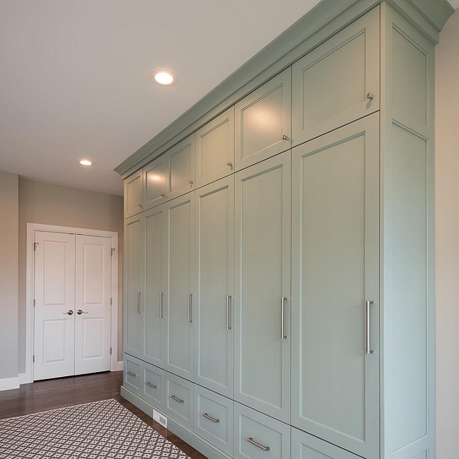 Benjamin Moore Wythe Blue. Mudroom cabinet painted in Benjamin Moore Wythe Blue. Benjamin Moore Wythe Blue #BenjaminMooreWytheBlue Northstar Builders, Inc.