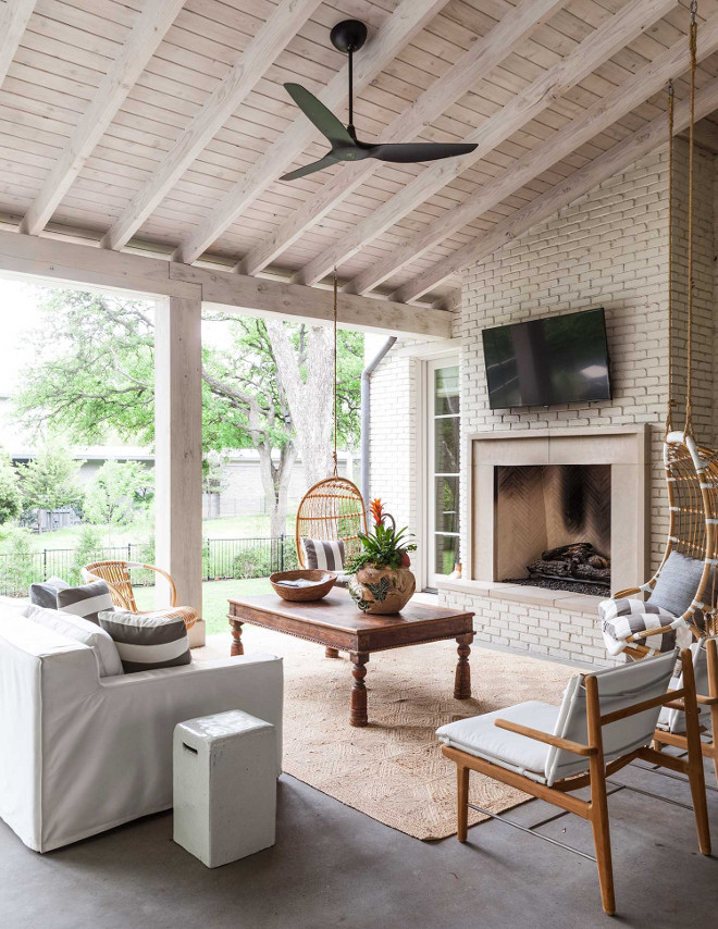 Whitewashed porch ceiling. Whitewashed porch wood ceiling. Whitewashed porch ceiling ideas #Whitewashedwood #porch #Whitewashedceiling Robert Elliott Custom Homes