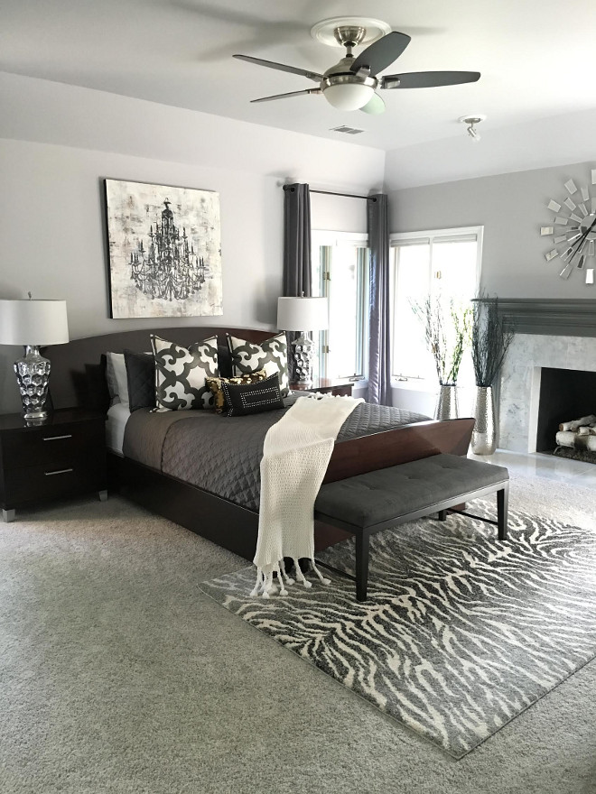 Bedroom Paint Color Benjamin Moore Metro Gray. #BenjaminMoore #MetroGray Beautiful Homes of Instagram Sumhouse_Sumwear