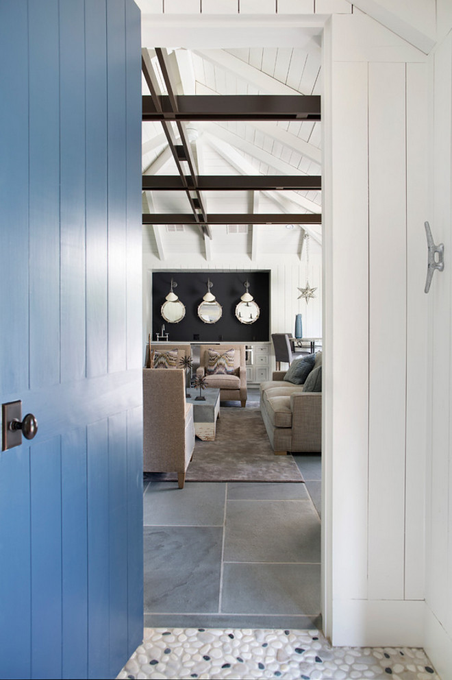 Benjamin Moore Newburyport Blue. Benjamin Moore Newburyport Blue. Blue Door Paint Color Benjamin Moore Newburyport Blue. #BenjaminMooreNewburyportBlue #BlueDoor #PaintColor Splice Design