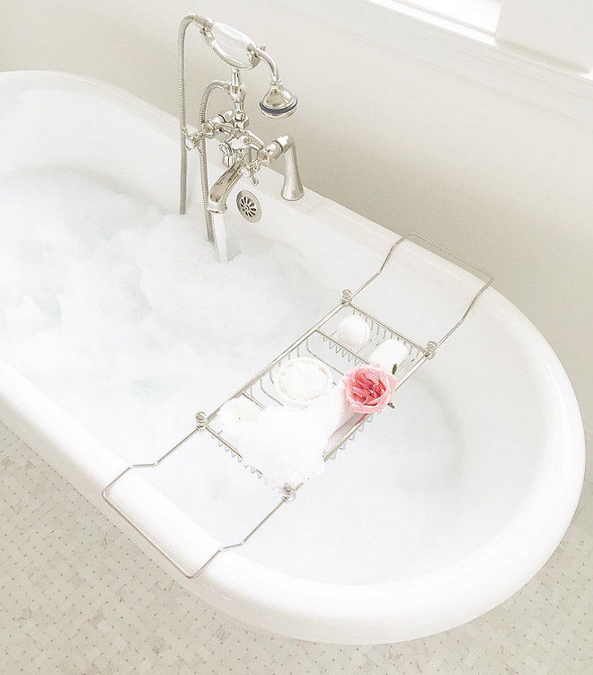 bubble-bath JShomedesign via Instagram.