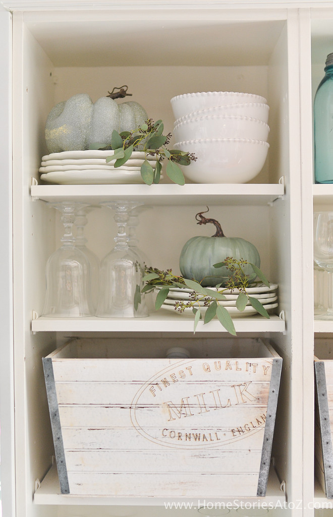 cabinet-fall-decor-homestoriesatoz