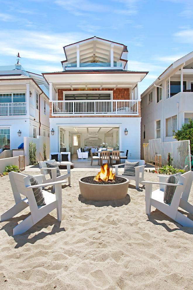 California Beach House Backyard. California Beach House Backyard. California Beach House Backyard Ideas. California Beach House Backyard Fire pit. California Beach House Backyard Fire pit #California #BeachHouse #Backyard #Firepit Winkle Custom Homes. Melissa Morgan Design. Ryan Garvin Photography.