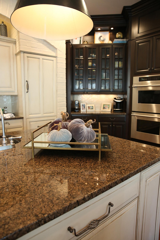 These cute velvet pumpkins add a fall touch to the kitchen countertop. Counters are granite. fall-kitchen-countertop-decor Home Bunch Beautiful Homes of Instagram bluegraygal