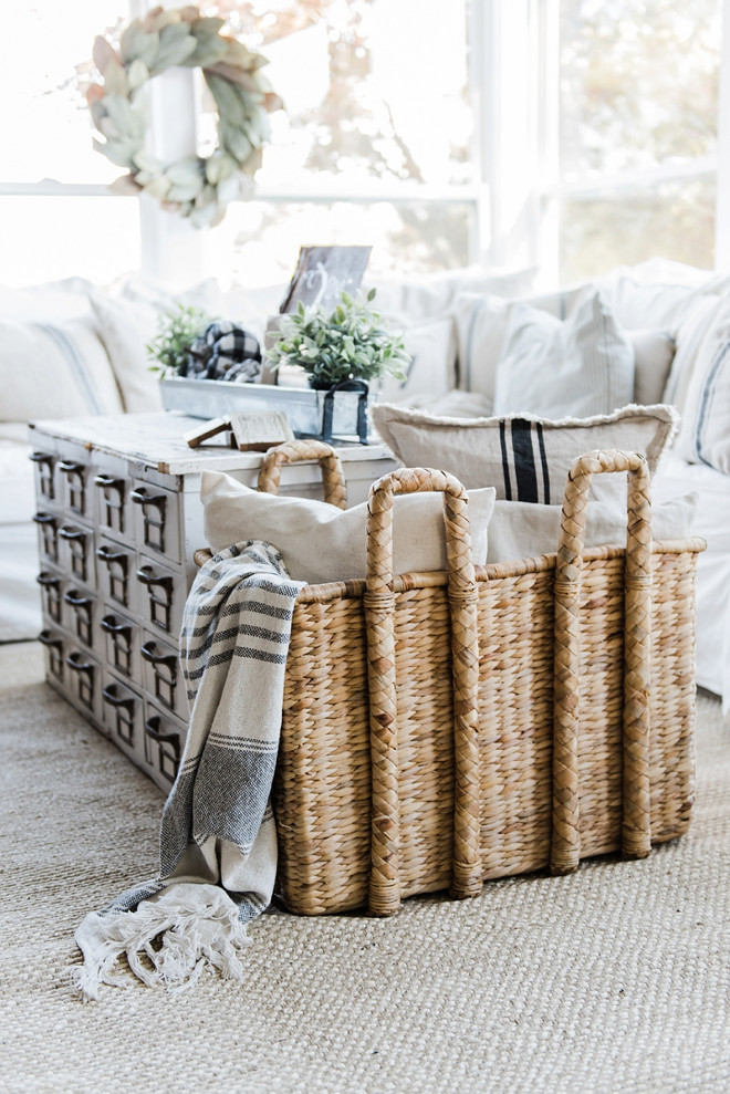 farmhouse-throw-basket-farmhouse-living-room-liz-marie-blog