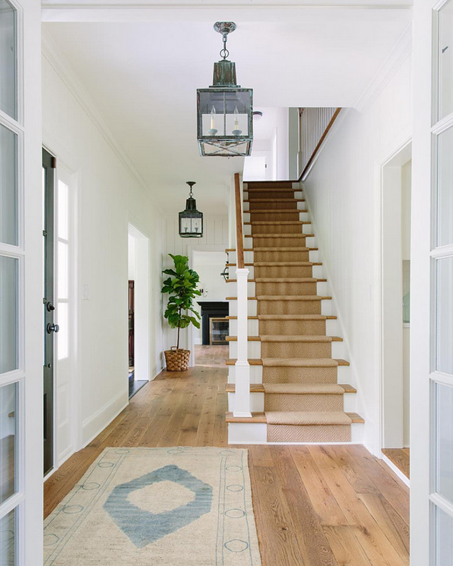  Benjamin Moore OC-17 White Dove . Farmhouse foyer Benjamin Moore OC-17 White Dove #BenjaminMoore #OC17 #WhiteDove farmhouse-foyer Kate Marker Interiors.