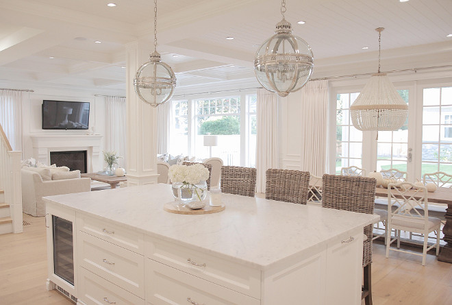 white-kitchen-island-decor-jshomedesign-via-instagram