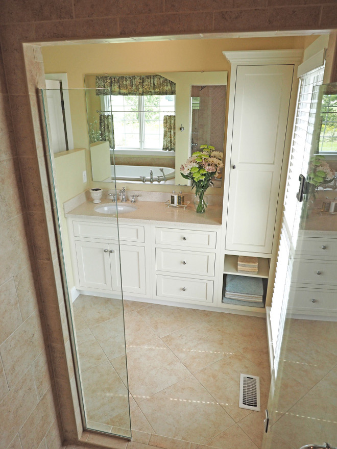 Bathroom features frameless glass shower door. #shower #frameless #glass #showerdoor Home Bunch Beautiful Homes of Instagram wowilovethat