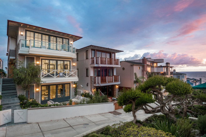 California Beach House Narrow Lot Ideas. California Beach House Narrow Lot. #CaliforniaBeachHouse #NarrowLot #NarrowLotIdeas california-beach-house-narrow-lot-ideas Matt Morris Development