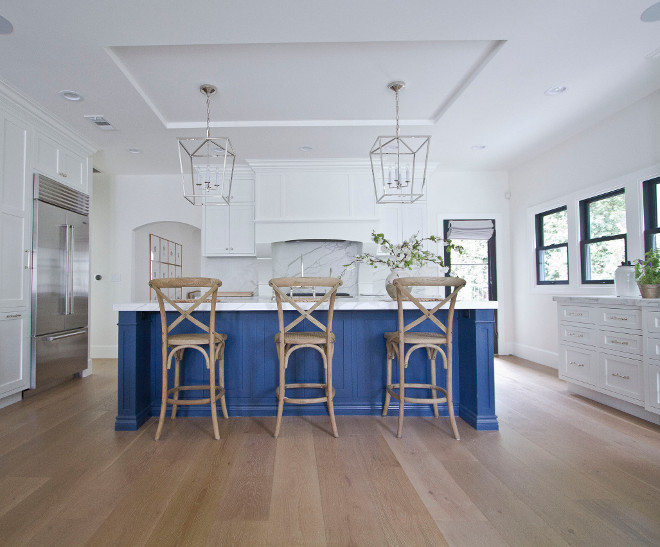 Kitchen island recessed ceiling. The recessed ceiling detail above the island adds a surprising, architectural element that draws the eye upward. Kitchen island recessed ceiling ideas #Kitchenisland #recessedceiling Home Bunch Beautiful Homes of Instagram Bryan Shap @realbryansharp