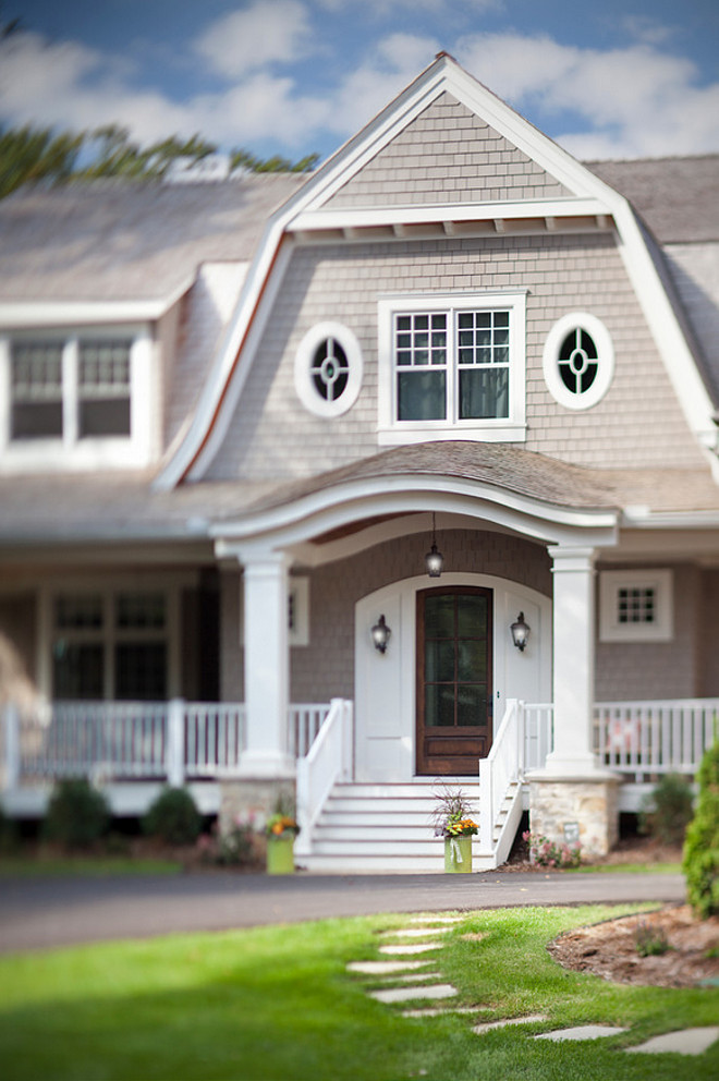 White exterior trim piant color. White exterior trim paint color is Benjamin Moore Cloud White CC-40 Trim. #BenjaminMooreCloudWhite #CC40 #Trim #paintcolor Hendel Homes