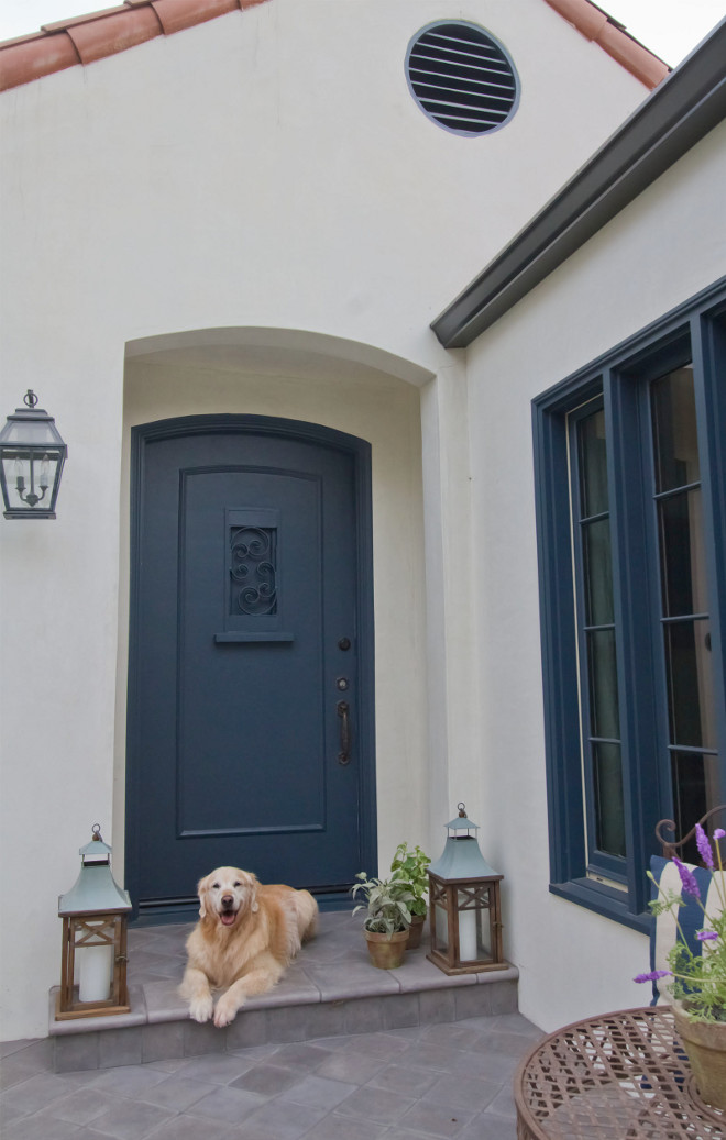 Benjamin Moore 2129-30 Blue Note. Navy blue front door paint color. Benjamin Moore 2129-30 Blue Note. Benjamin Moore 2129-30 Blue Note. #BenjaminMoore212930BlueNote #BenjaminMooreBlueNote #BenjaminMoore212930 #navydoorpaintcolor #navypaintcolor #bluepaintcolor #navyblue #paintcolor #door #frontdoor Home Bunch Beautiful Homes of Instagram Bryan Shap @realbryansharp