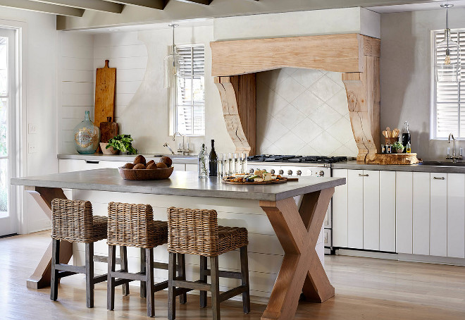 Rough hewn vent-hood. Kitchen with Rough hewn vent-hood. #Roughhewn #venthood #Roughhewnvent-hood rough-hewn-vent-hood Ruard Veltman Architecture