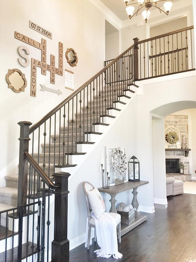 Dark stained staircase. The dark stained staircase bannister, hand rails and treads color is Espresso, applied twice. #espresso #darkstaircase #staircasecolor #staincolor Beautiful Homes of Instagram ceshome6