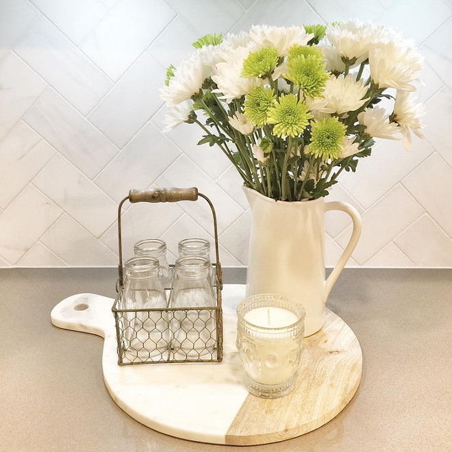 Kitchen Decor. Kitchen Countertop Decor. Easy, simple and affordable Kitchen Decor Ideas. #KitchenDecor #Kitchen #Decor Beautiful Homes of Instagram ceshome6