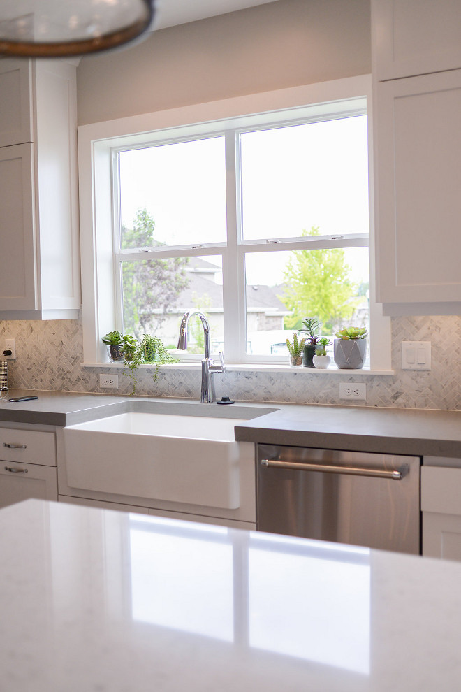 Perimeter countertop is Lagos Quartz. Grey quartz. Grey quartz Lagos Quartz. #Greyquartz #Perimetercountertop #LagosQuartz #quartz Millhaven Homes