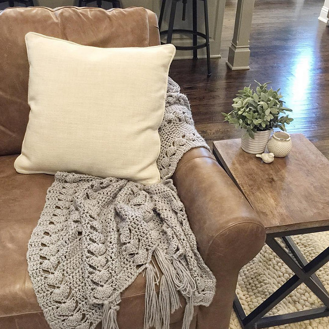 Sofa Throw. DIY Sofa Throw. DIY Throw #Throw #DIY Beautiful Homes of Instagram ceshome6