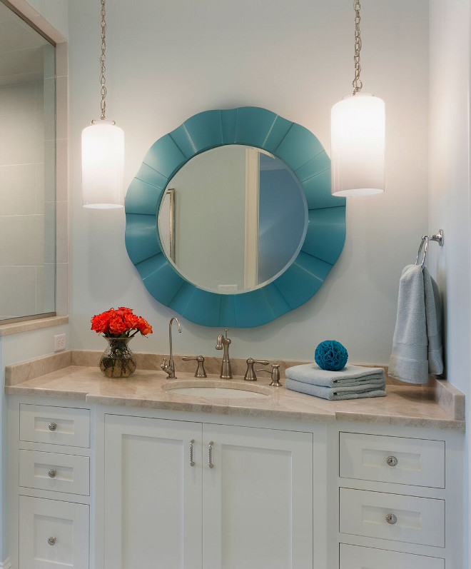 Classic bathroom cabinet. Classic cabinet paint color. Cabinet paint color is Benjamin Moore OC-17 White Dove. #Classiccabinet #Cabinetpaintcolor #BenjaminMooreOC17WhiteDove Stonewood LLC. Studio M Interiors. Spacecrafting Photography