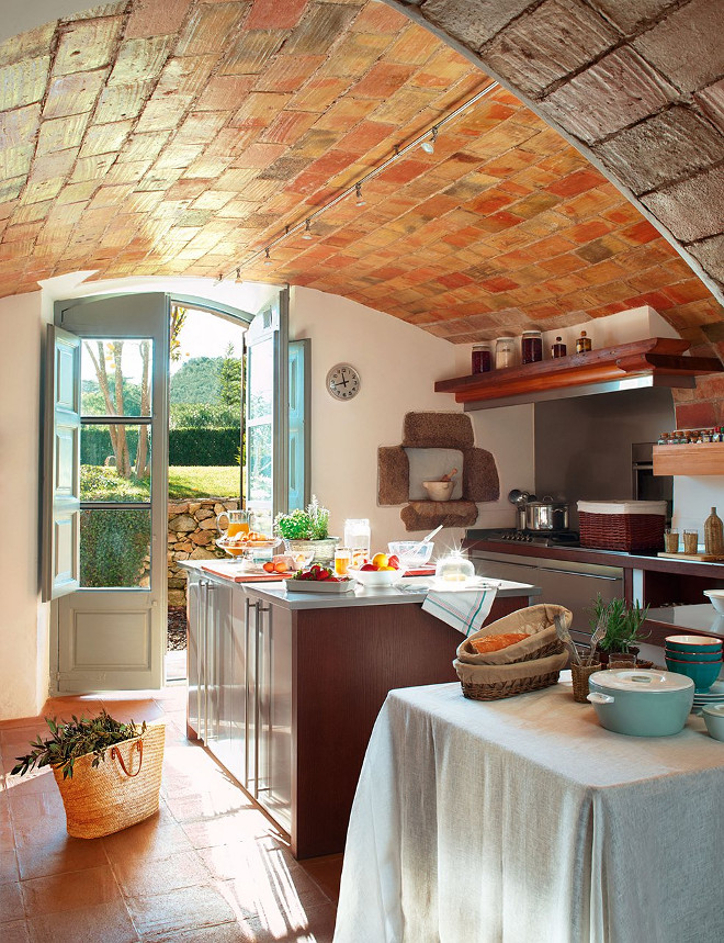 Mediterranean Rustic Kitchen Brick Ceiling. Mediterranean Rustic Kitchen Brick Ceiling. Mediterranean Rustic Kitchen Brick Ceiling #MediterraneanRusticKitchen #BrickCeiling #MediterraneanKitchen #RusticKitchen El Mueble