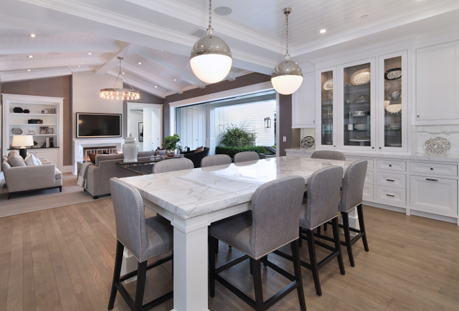 Open Kitchen Layout. Open Kitchen Layout plans. The eating island opens to the family room. Notice the hutch cabinet on the right. Open Kitchen Layout plan and ideas. Open Kitchen Layout photos. #OpenKitchenLayout #OpenKitchen #OpenLayout #kitchen Brandon Architects, Inc