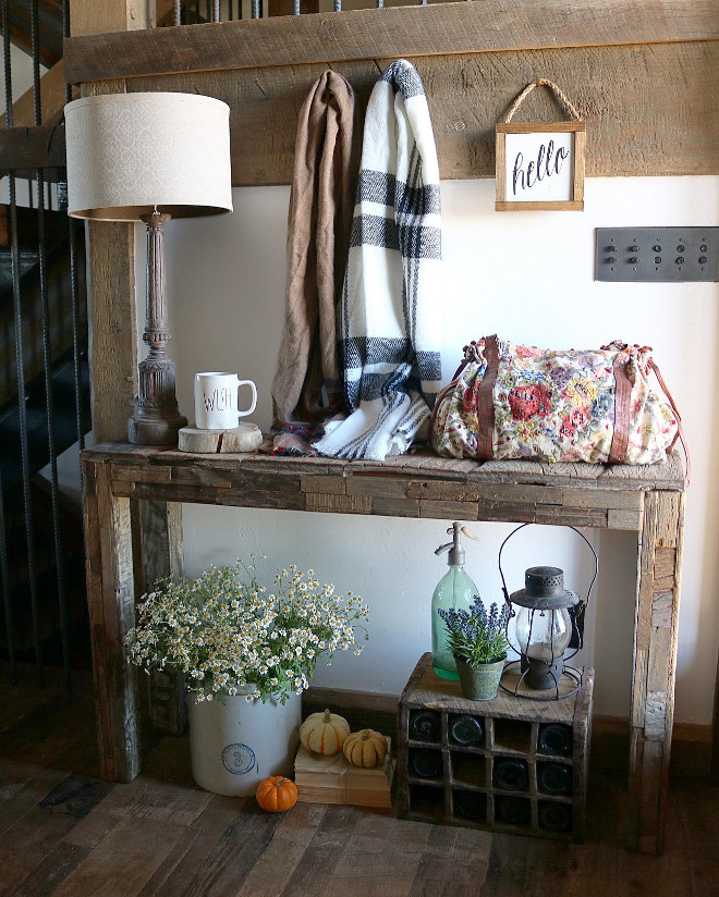 rustic-foyer