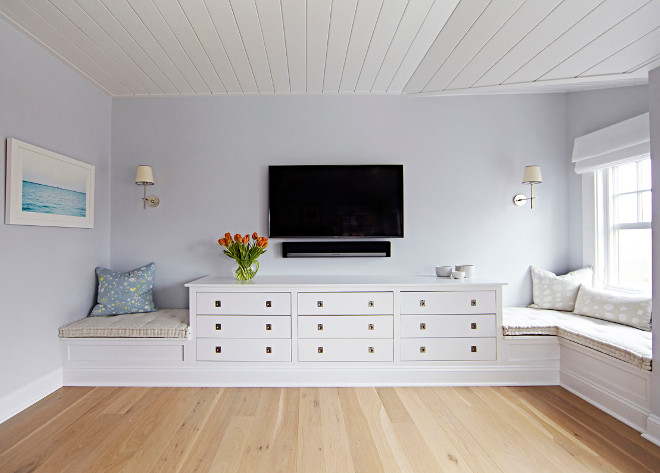 Bedroom Built in Dresser, window seat and TV. Chango & Co.