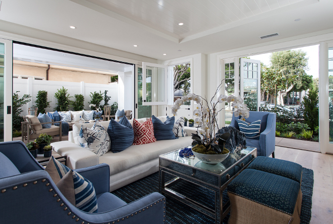 Blue and white living room. Transitional coastal living room with blue and white decor #Blueandwhite #livingroom #Transitionalcoastallivingroom #coastallivingroom #blueandwhitedecor Brandon Architects, Inc.