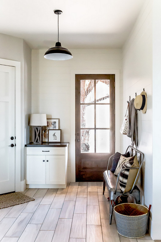 Farmhouse Mudroom. Farmhouse Mudroom Ideas. Farmhouse Mudroom. Farmhouse Mudroom #FarmhouseMudroom #Farmhouse #Mudroom Timberidge Custom Homes