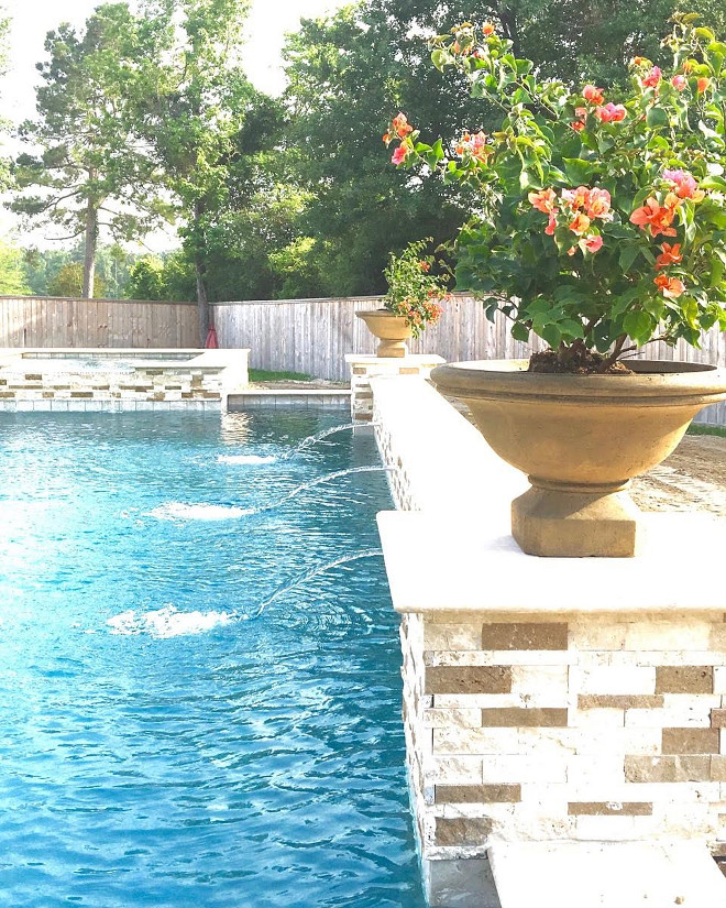 Pool Planters. Pool fountain and planters. Pool #poll #planters #fountain Beautiful Homes of Instagram: classicstylehome