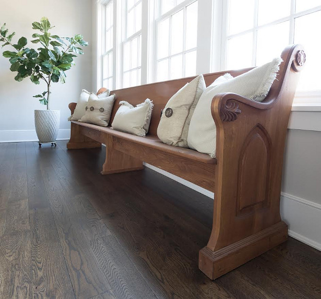 Dining room bench. Dining room bench ideas. Dining room bench #Diningroombench Beautiful Homes of Instagram @greensprucedesigns