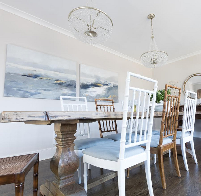 Farmhouse dining table and farmhouse dining room. Farmhouse dining table and farmhouse dining room #Farmhouse #farmhousediningtable #farmhousediningroom Beautiful Homes of Instagram @greensprucedesigns