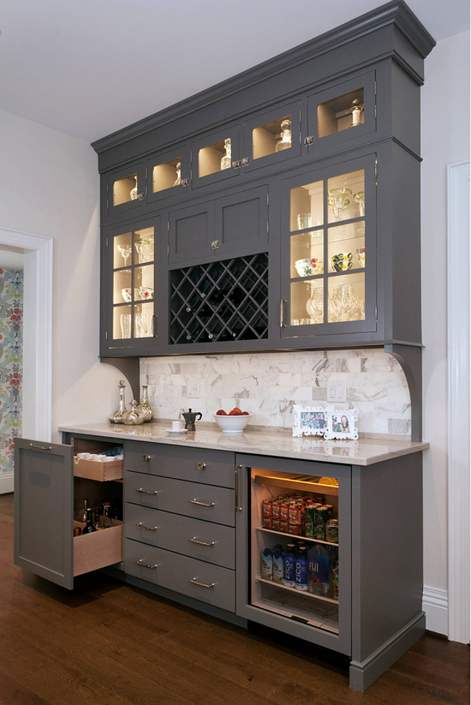 Gauntlet Gray SW7019 Sherwin Williams, Dark Grey Cabinet Paint Color Gauntlet Gray SW7019 Sherwin Williams, Gauntlet Gray SW7019 Sherwin Williams #GauntletGraySW7019SherwinWilliams #GauntletGraySherwinWilliams #SW7019SherwinWilliams #SherwinWilliamsPaintColors Evalia Design, LLC