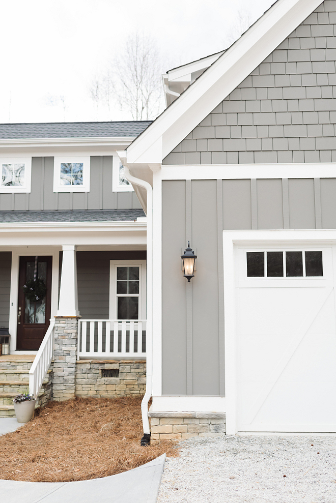 Grey siding and white trim exterior paint color. Grey siding and white trim exterior paint colors. Grey siding paint color is Gauntlet Gray Sherwin Williams. White trim paint color is Snowbound by Sherwin Williams #Greysiding #whitetrim #exteriorpaintcolor Beautiful Homes of Instagram @thegraycottage