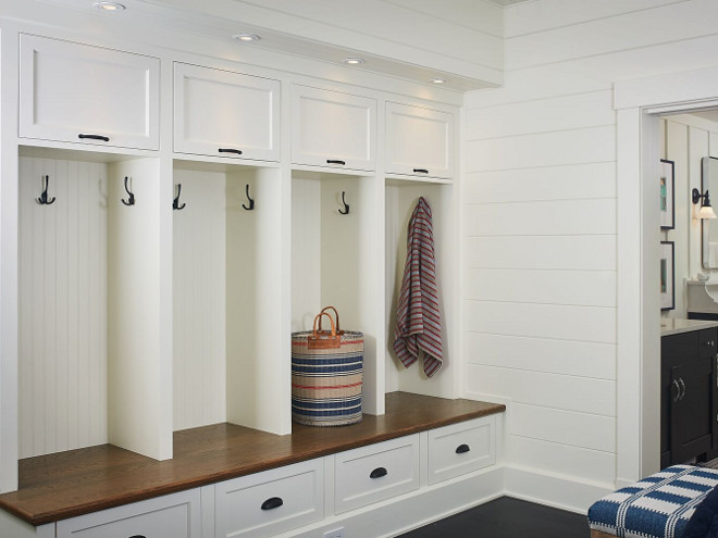 Mudroom Four Lockers. Mudroom with four lockers, drawers and closed cabinet above lockers. Four lockers mudroom design. Mudroom Four Lockers design #Mudroom #FourLockers #Mudroomlockers Dwellings
